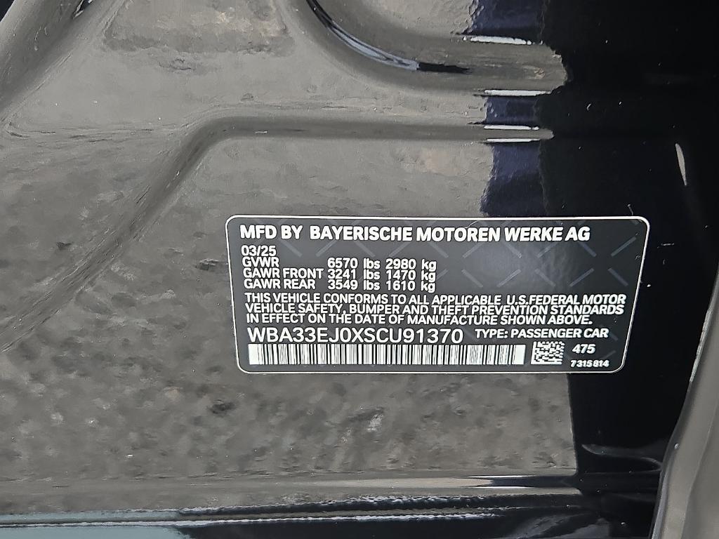 new 2025 BMW 760 car, priced at $130,525