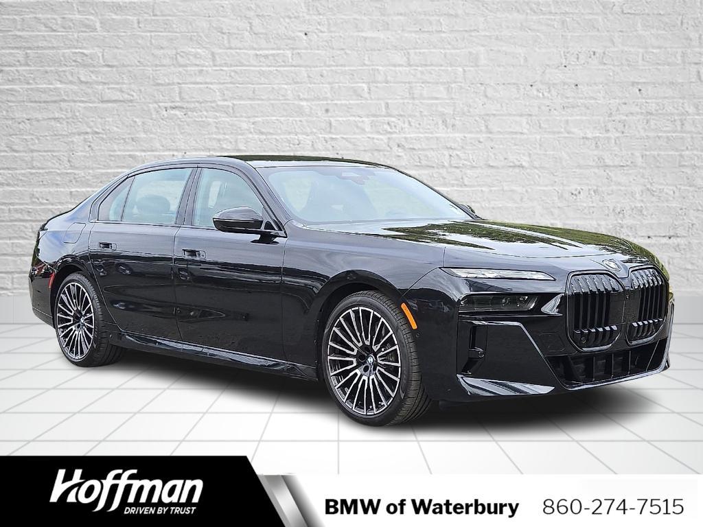 new 2025 BMW 760 car, priced at $130,525