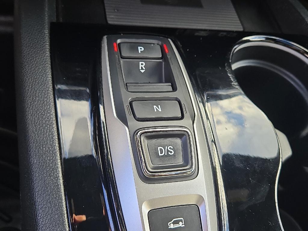 used 2021 Honda Pilot car, priced at $30,950