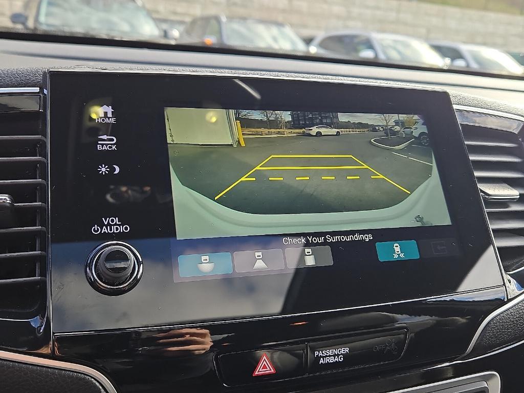 used 2021 Honda Pilot car, priced at $30,950