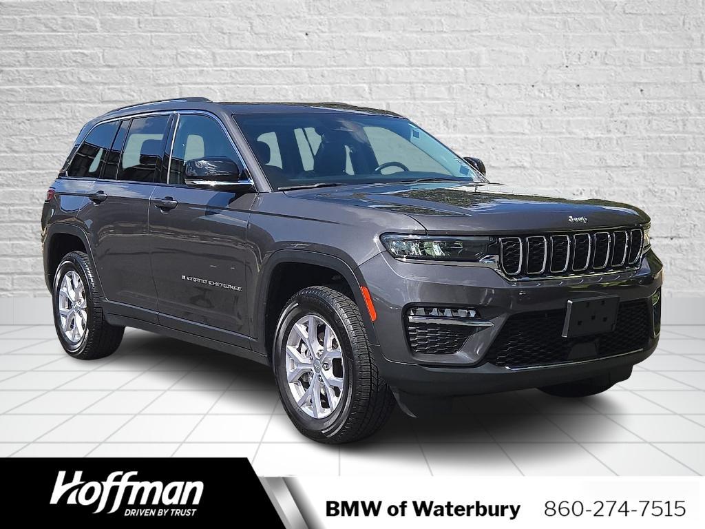 used 2022 Jeep Grand Cherokee car, priced at $28,950