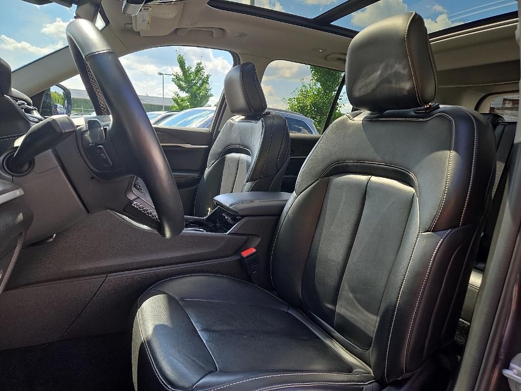 used 2022 Jeep Grand Cherokee car, priced at $28,950
