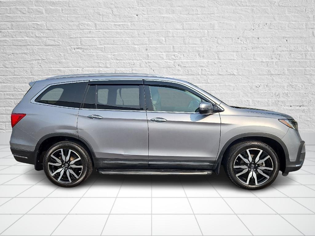 used 2021 Honda Pilot car, priced at $27,950