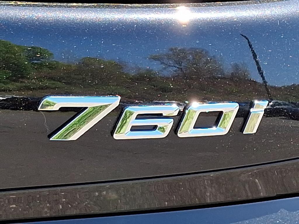 new 2025 BMW 760 car, priced at $137,550