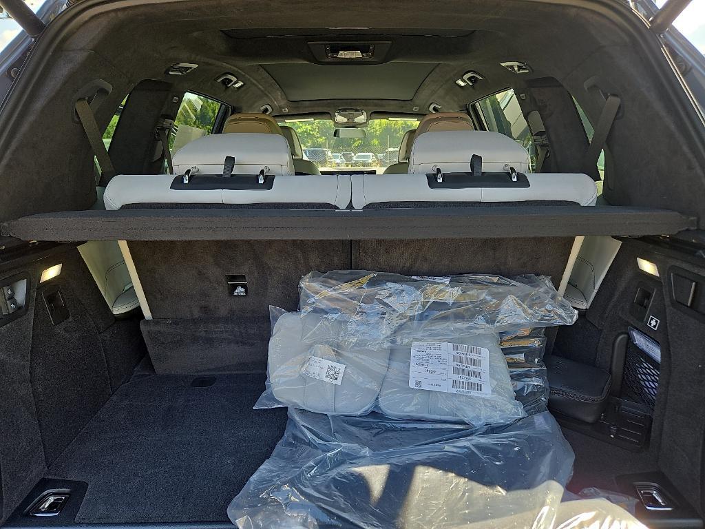 new 2026 BMW X7 car, priced at $96,180