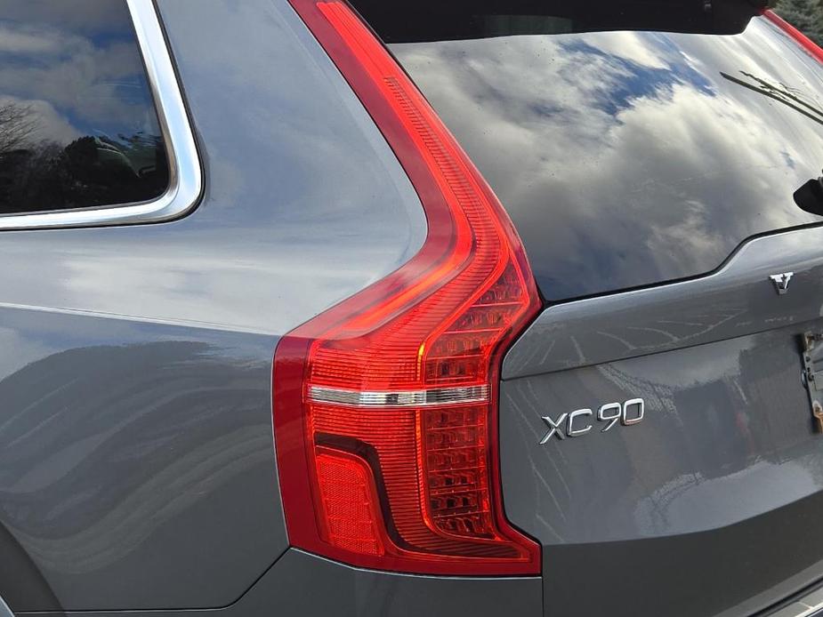 used 2019 Volvo XC90 car, priced at $25,050