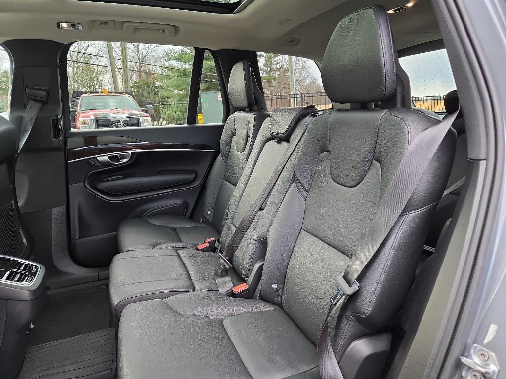 used 2019 Volvo XC90 car, priced at $25,050