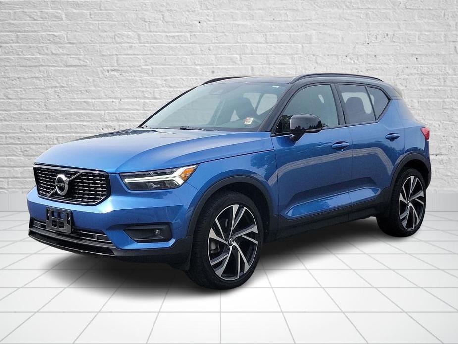 used 2021 Volvo XC40 car, priced at $29,400