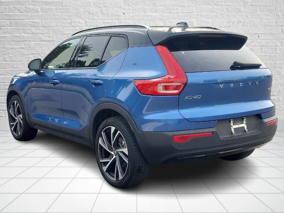 used 2021 Volvo XC40 car, priced at $29,400