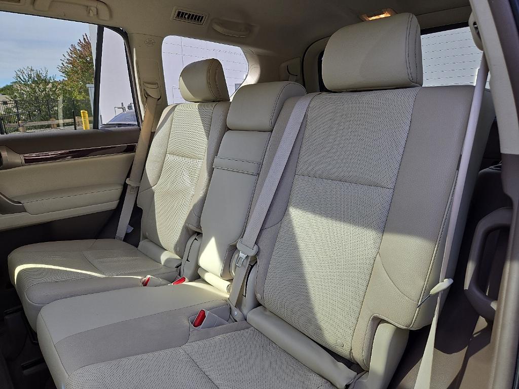 used 2019 Lexus GX 460 car, priced at $27,150