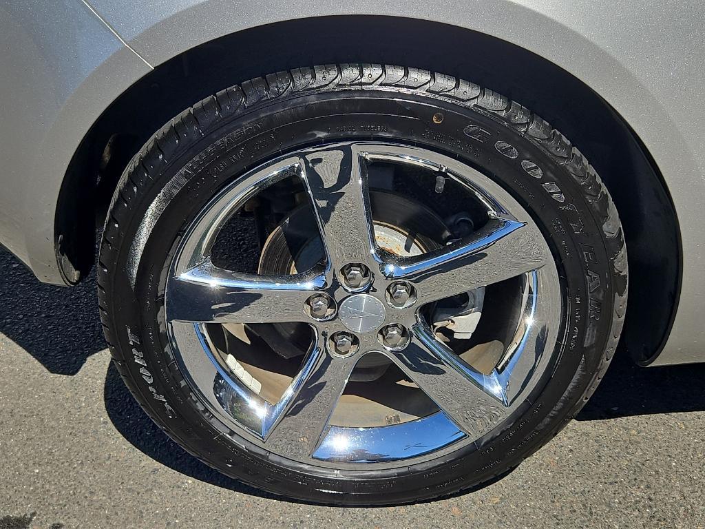 used 2007 Pontiac Solstice car, priced at $12,550