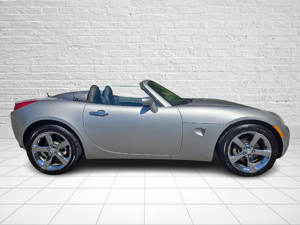 used 2007 Pontiac Solstice car, priced at $12,550