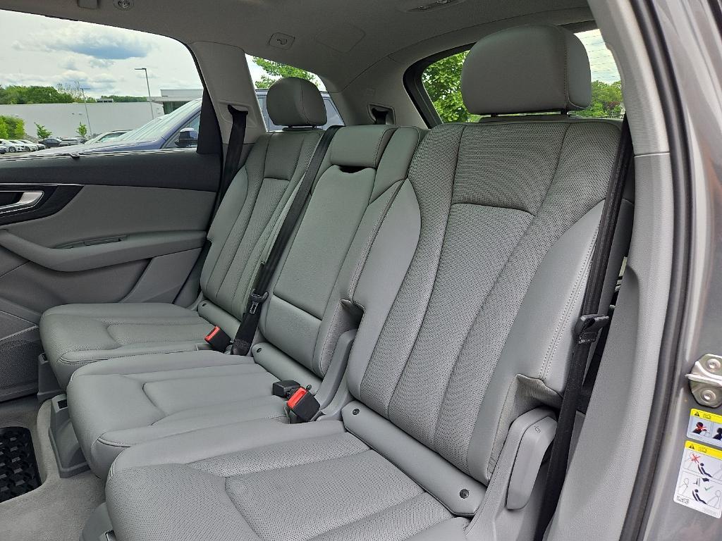 used 2018 Audi Q7 car, priced at $17,750