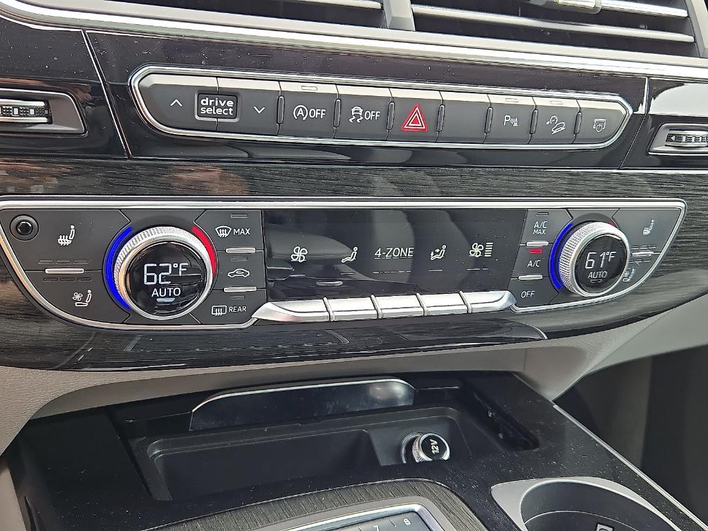 used 2018 Audi Q7 car, priced at $17,750