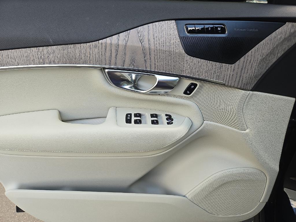 used 2023 Volvo XC90 car, priced at $34,850