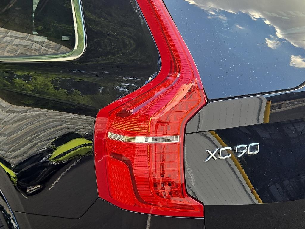 used 2023 Volvo XC90 car, priced at $34,850