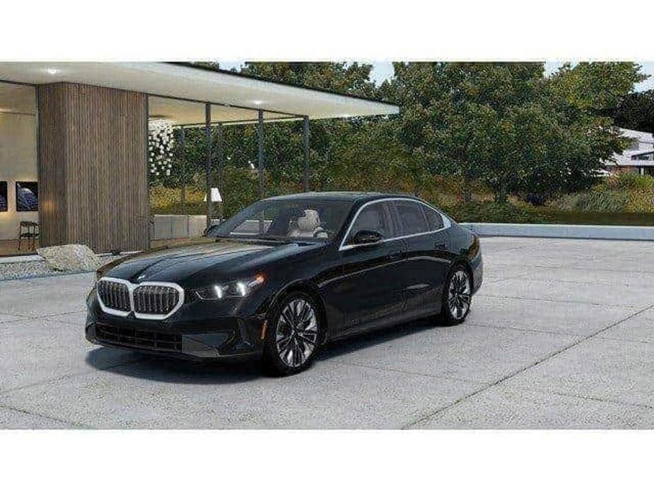 new 2024 BMW 540 car, priced at $71,615