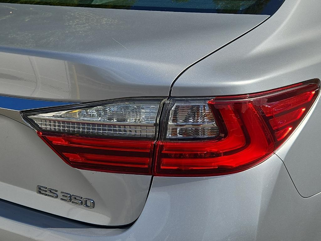 used 2016 Lexus ES 350 car, priced at $18,250