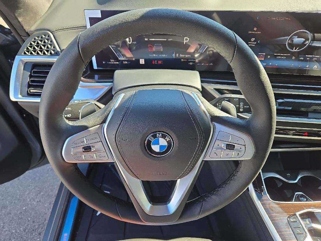 new 2026 BMW X7 car, priced at $93,680
