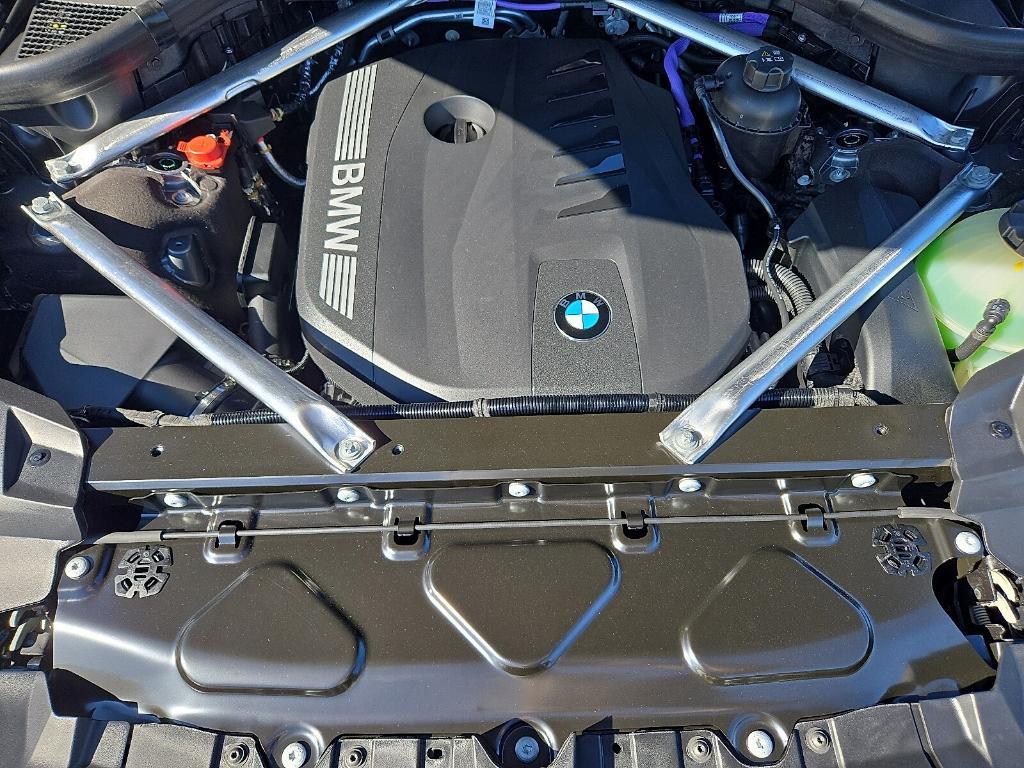 new 2026 BMW X7 car, priced at $93,680