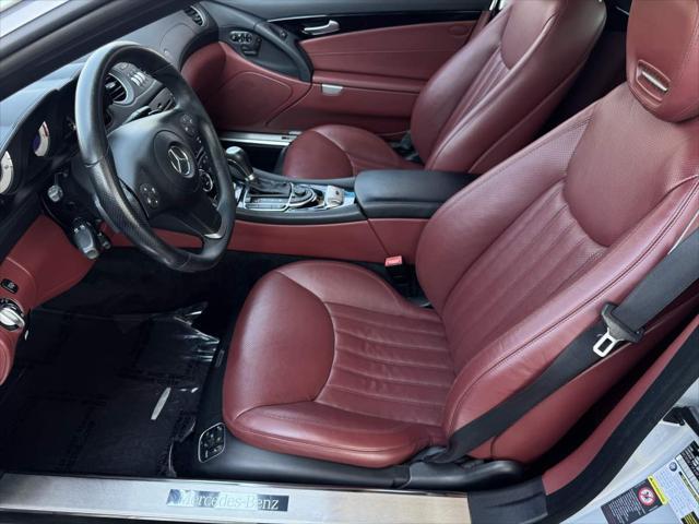 used 2009 Mercedes-Benz SL-Class car, priced at $25,995