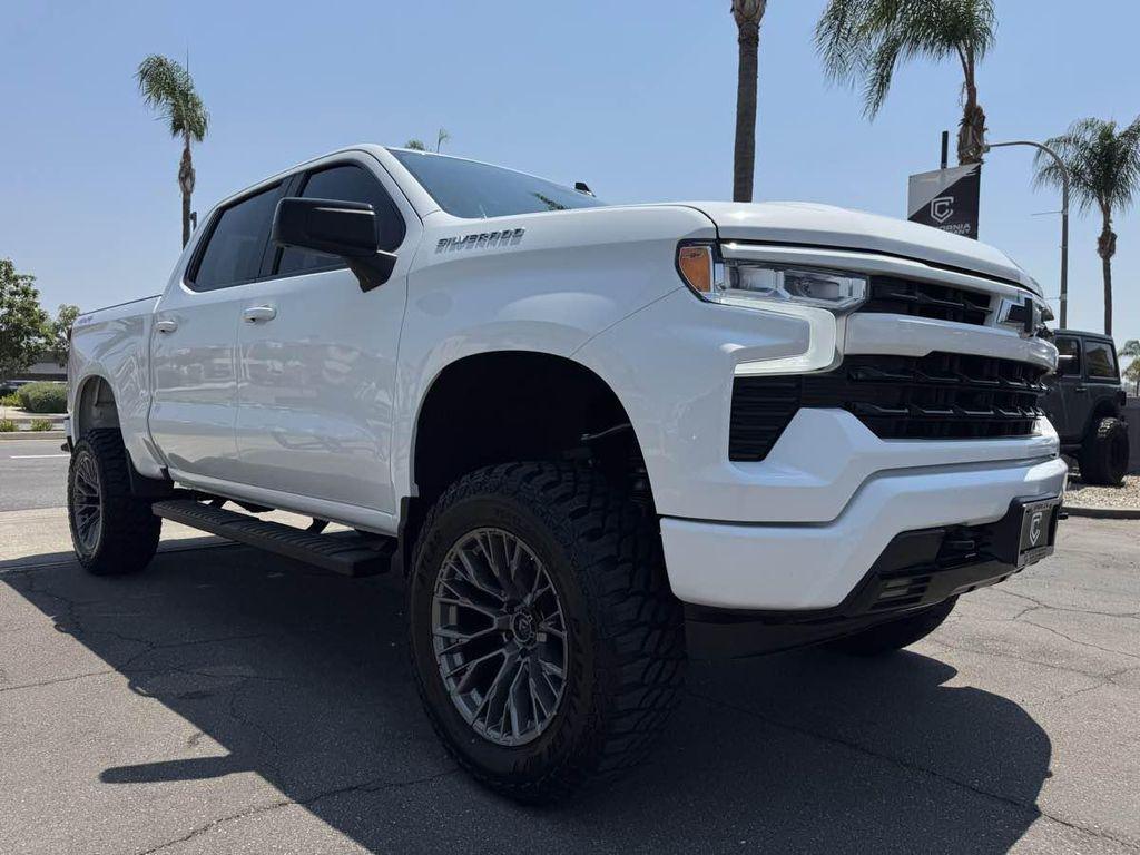 used 2022 Chevrolet Silverado 1500 car, priced at $43,995