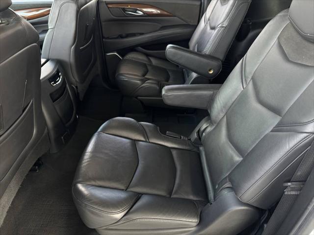 used 2019 Cadillac Escalade ESV car, priced at $43,995