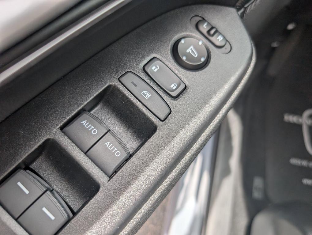 used 2021 Honda CR-V car, priced at $29,900
