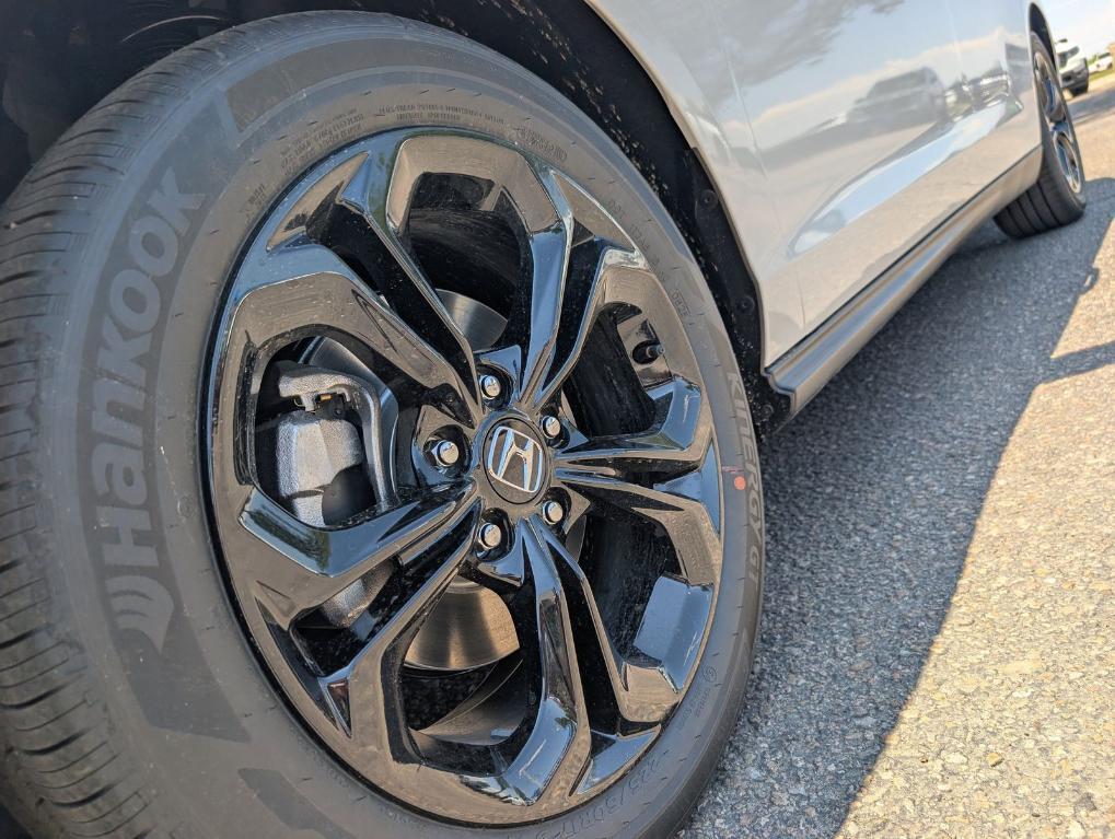 new 2025 Honda Accord car, priced at $32,165