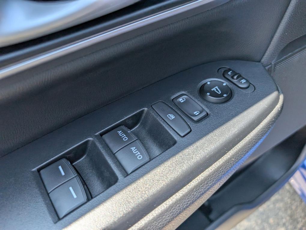 used 2020 Honda CR-V car, priced at $26,400