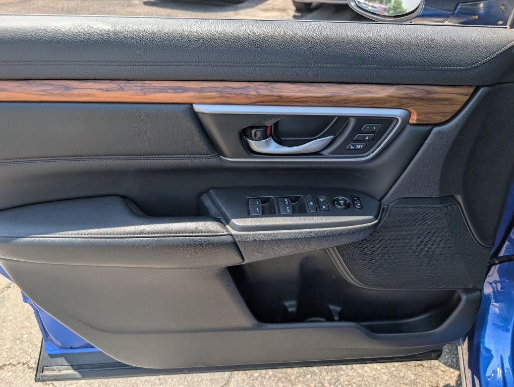 used 2020 Honda CR-V car, priced at $26,400