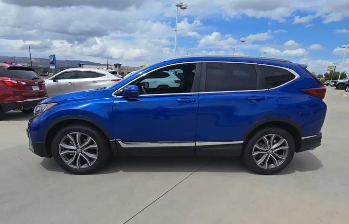 used 2020 Honda CR-V car, priced at $27,900