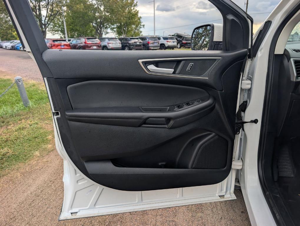 used 2022 Ford Edge car, priced at $22,800