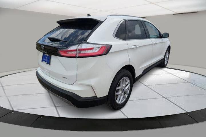 used 2022 Ford Edge car, priced at $18,900