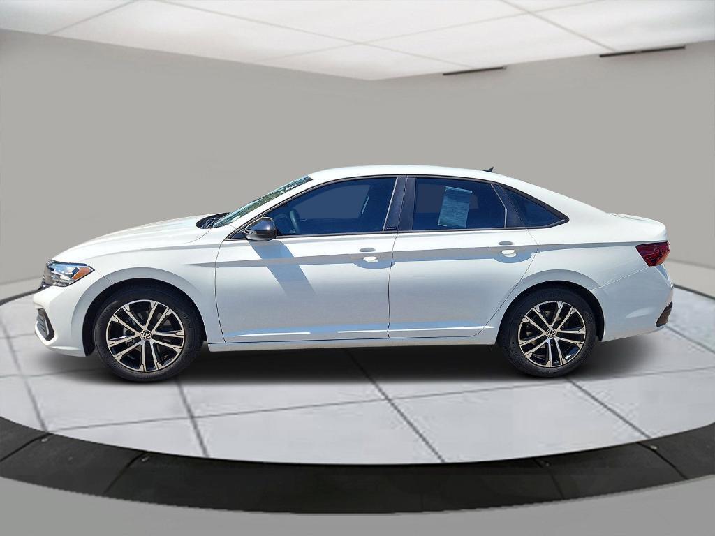used 2023 Volkswagen Jetta car, priced at $19,600