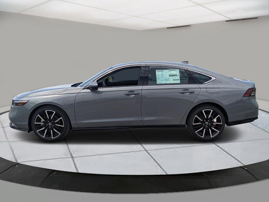new 2025 Honda Accord Hybrid car, priced at $40,905