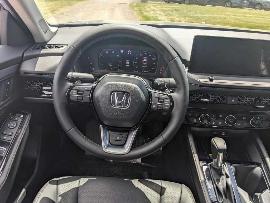 new 2025 Honda Accord Hybrid car, priced at $40,905