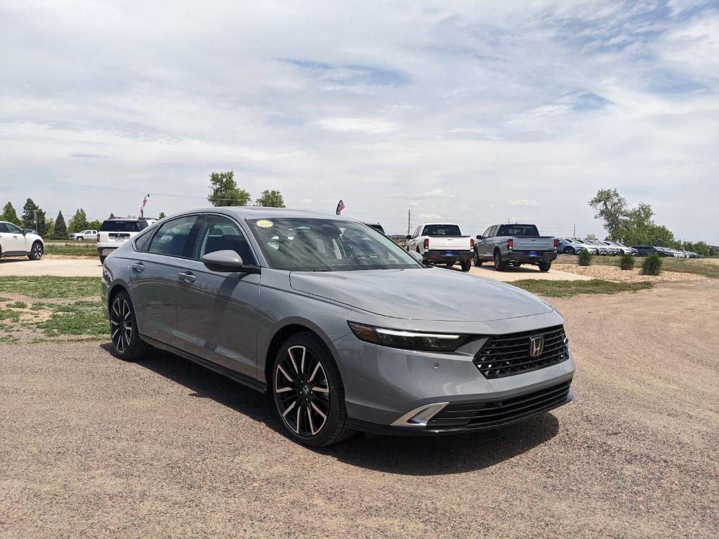new 2025 Honda Accord Hybrid car, priced at $40,905