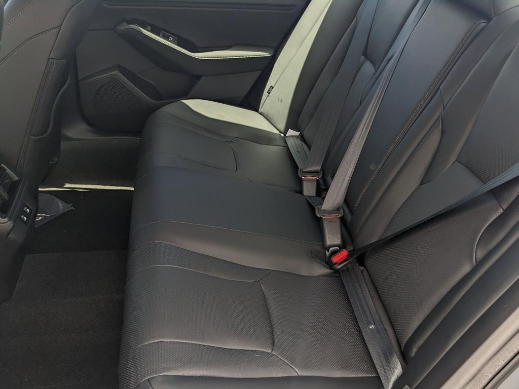new 2025 Honda Accord Hybrid car, priced at $40,905