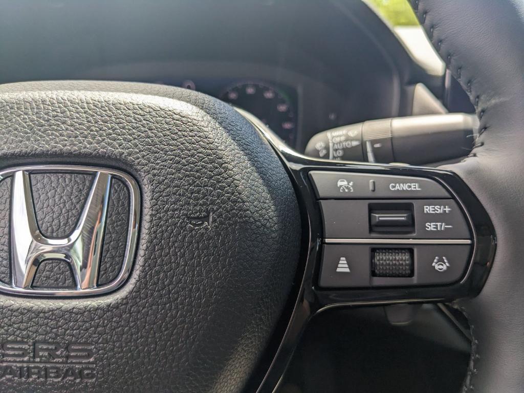 new 2025 Honda Accord Hybrid car, priced at $40,905