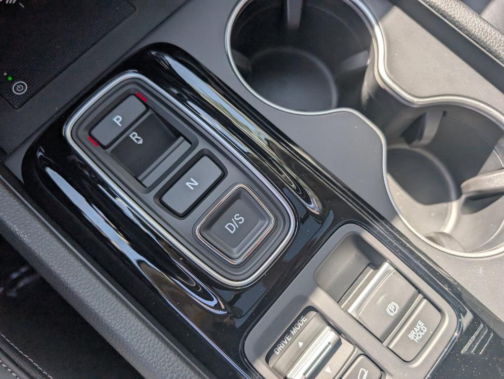 new 2025 Honda Pilot car, priced at $51,550