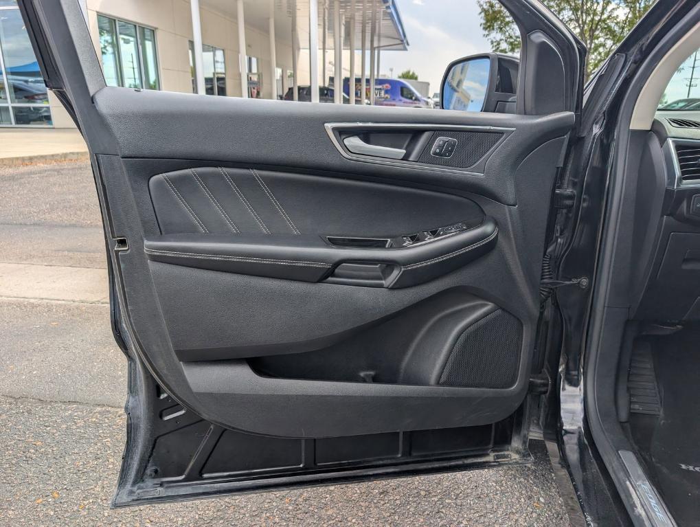 used 2016 Ford Edge car, priced at $17,800