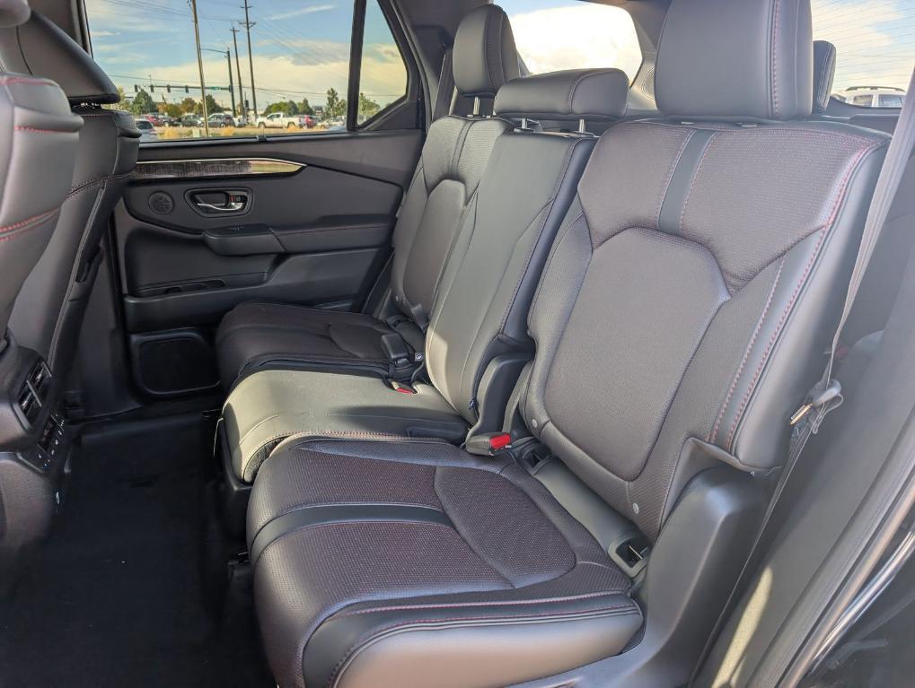 new 2025 Honda Pilot car, priced at $56,075