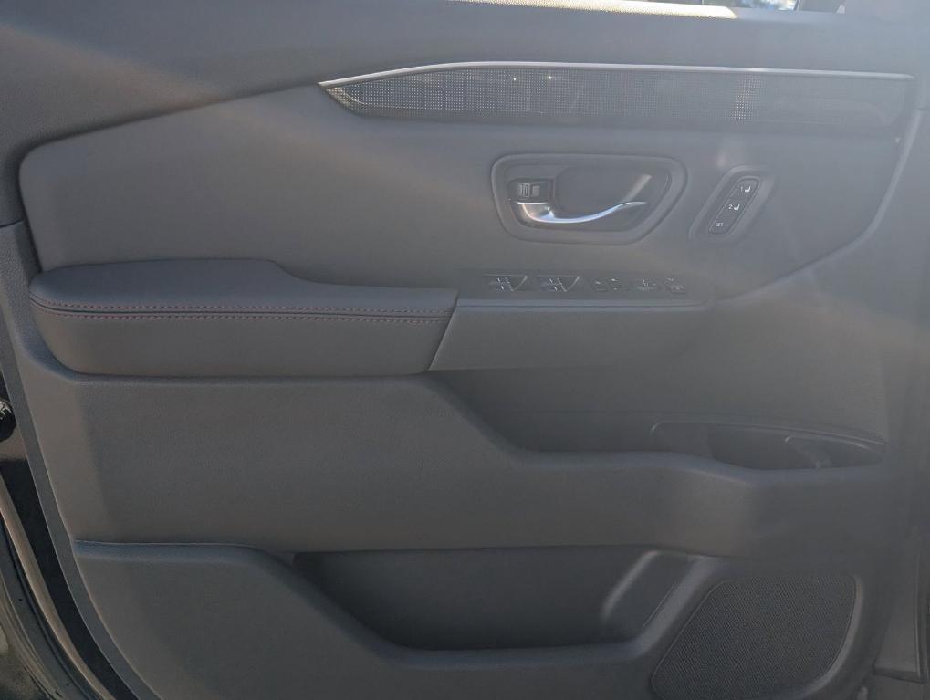 new 2025 Honda Pilot car, priced at $56,075