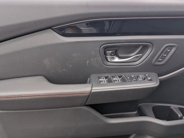 new 2025 Honda Pilot car, priced at $51,350