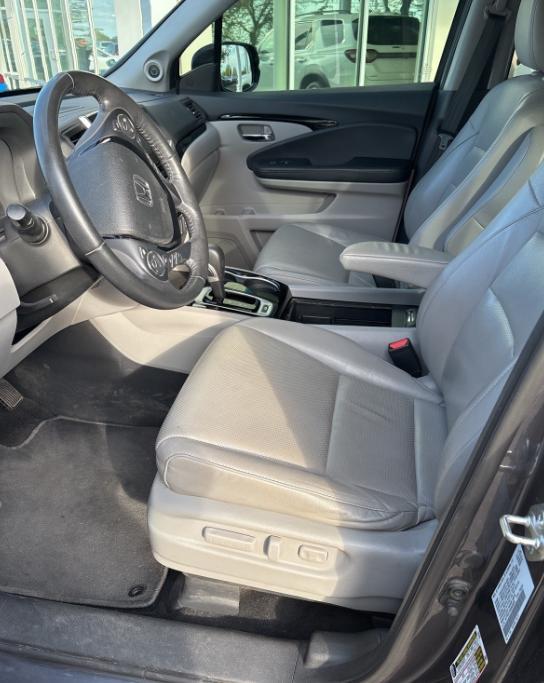 used 2019 Honda Ridgeline car, priced at $27,900
