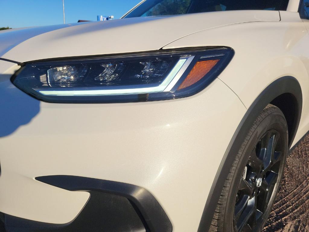 used 2025 Honda HR-V car, priced at $29,500