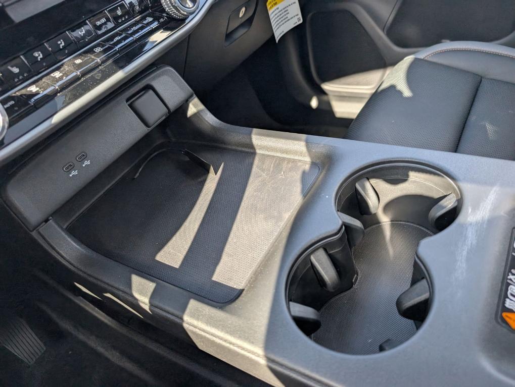 new 2025 Honda Prologue car, priced at $59,350