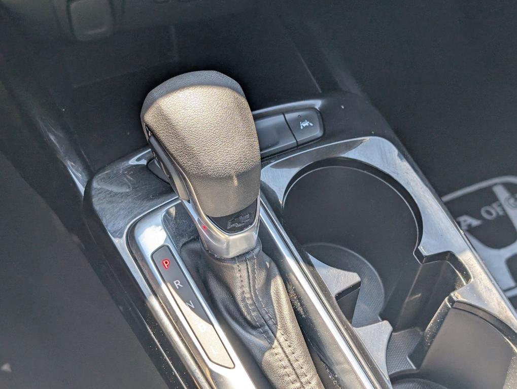 used 2024 Chevrolet Trax car, priced at $23,100