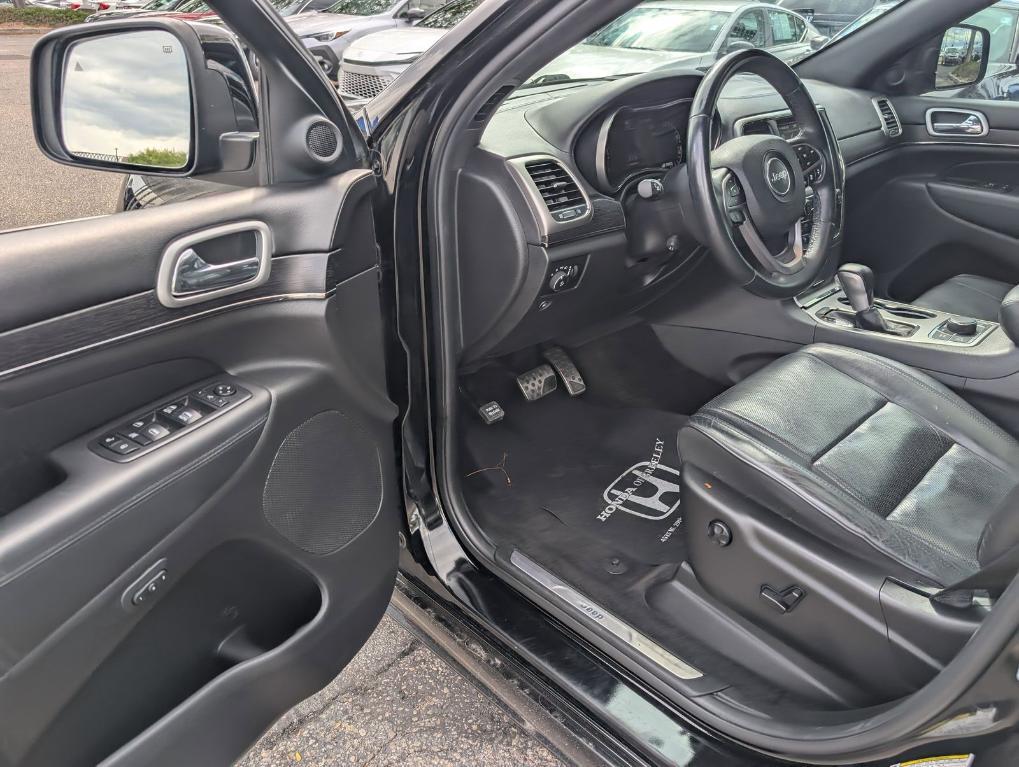 used 2018 Jeep Grand Cherokee car, priced at $21,500